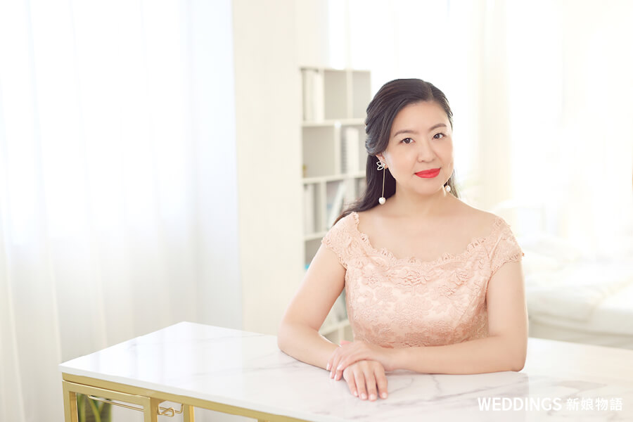 不只新娘要美！14款精緻媽媽妝髮推薦（附長短髮 Before 對照）