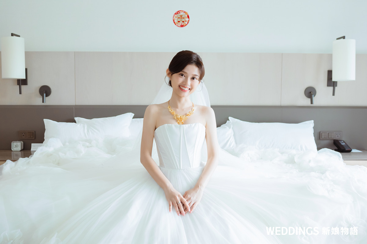 晶漾時尚金飾鑽石結婚金飾套組與金飾店推薦