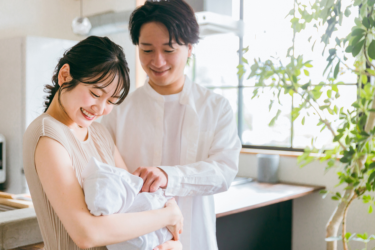 家有新生兒,你該辦好哪些證件?一次搞懂出生證明、戶口名簿、健保卡、身分證申請