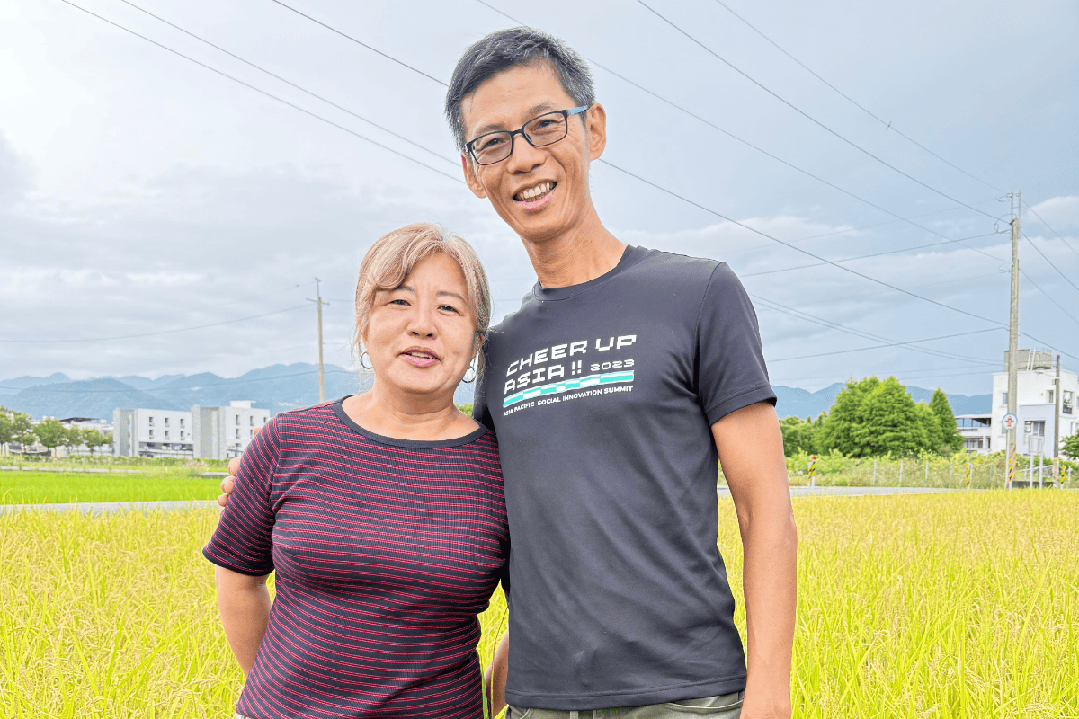 「穀東俱樂部」賴青松&朱美虹:陪伴在側用愛關懷、澆水,種子才能發芽茁壯|結婚週年特輯