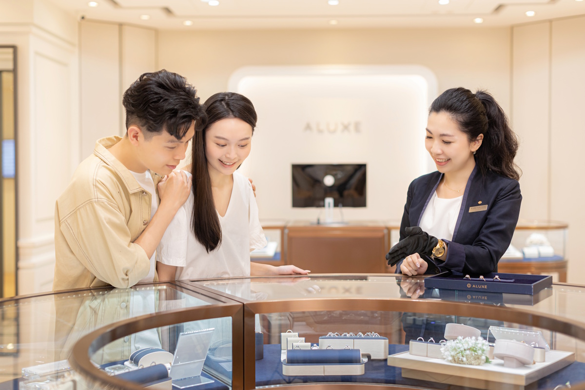 亞立詩婚戒怎麼挑？30萬新人推薦的求婚戒、結婚對戒5大選購重點
