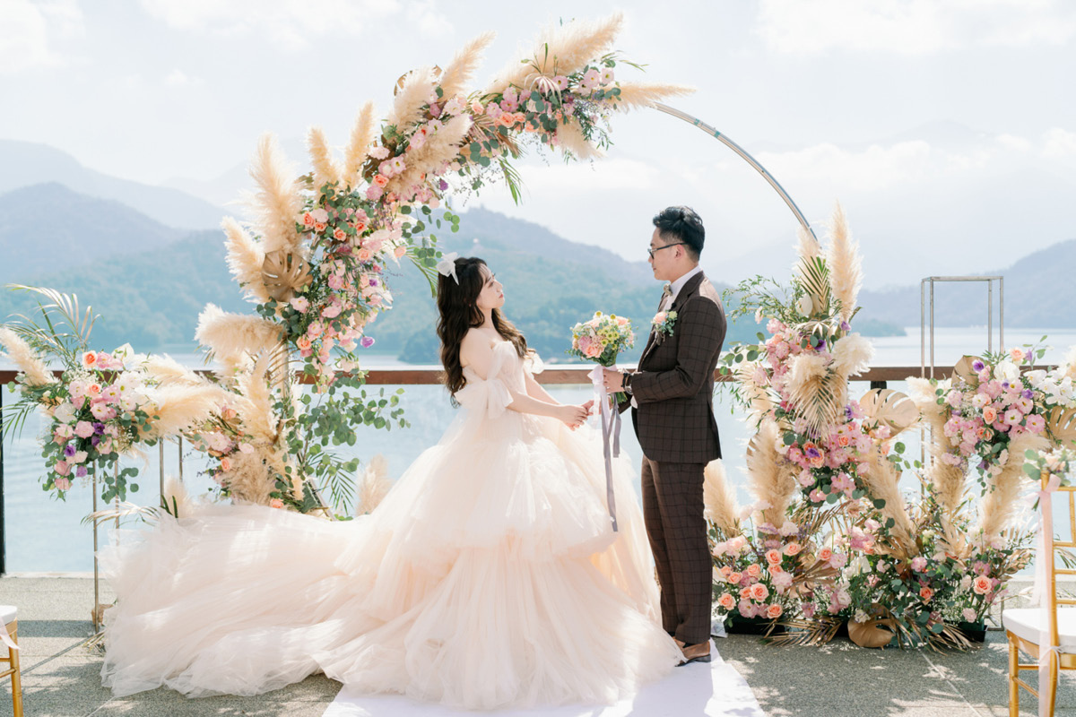 西式婚禮流程大公開！戶外證婚、宴客活動與簡易流程表一次掌握！